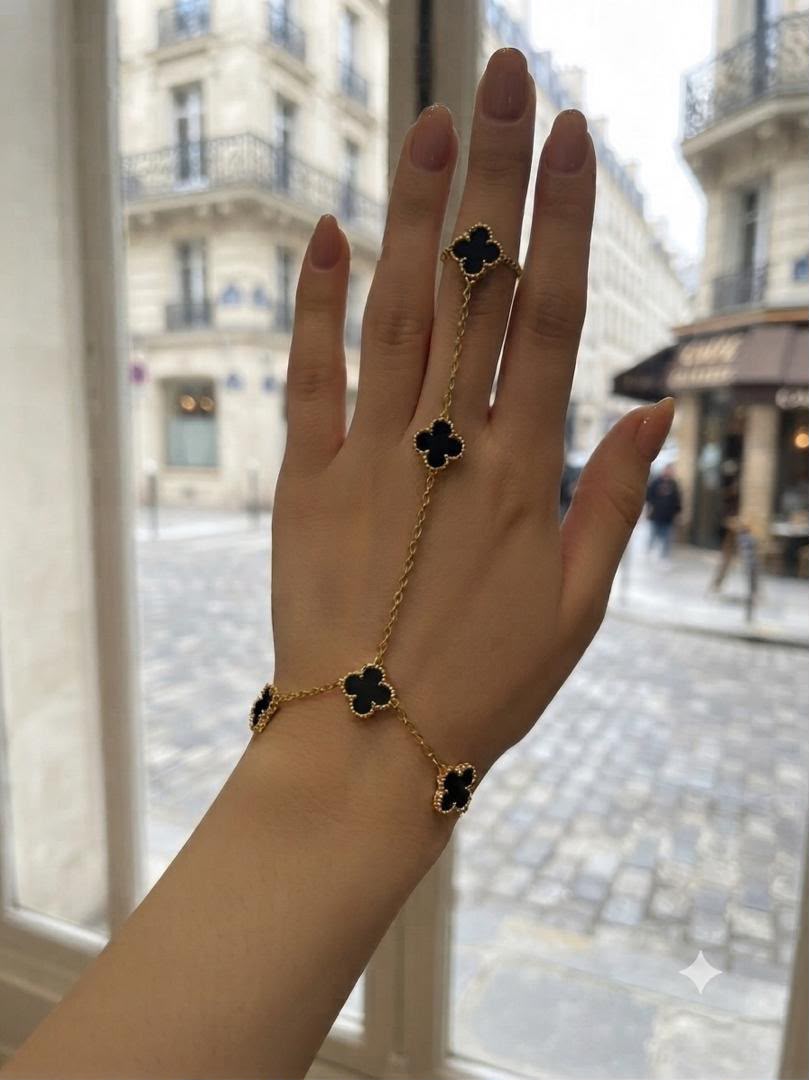Charm Detail Hand Chain